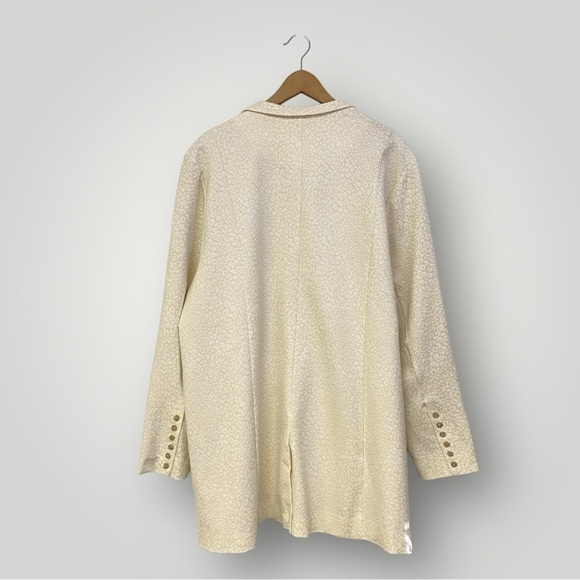 Soft Surroundings Cream Leontine Leopard Blazer Jeweled Buttons Sz 3X - Picture 9 of 12